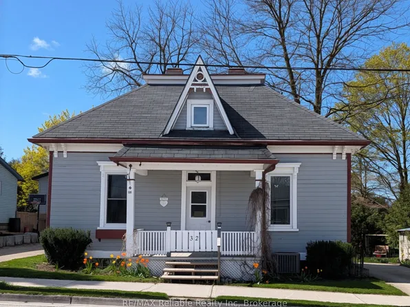 32 Rattenbury St W, Central Huron, ON N0M 1R0
