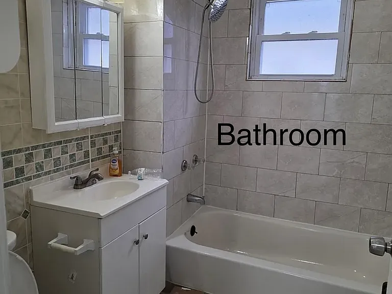 563 Humboldt Pkwy #2 — Photo 10