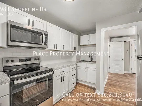 6983 Shoreline Dr, Delton, MI 49046