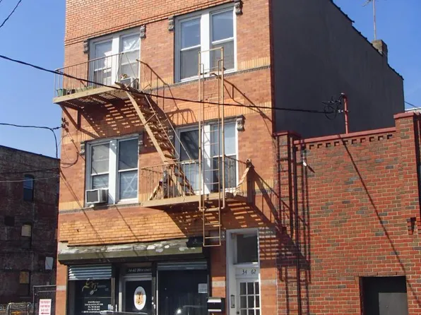 3462 10th St, Long Island City, NY 11106