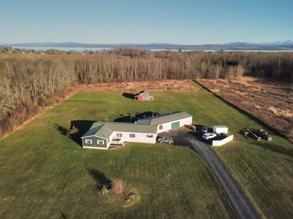 136 US Route 2, Grand Isle, VT 05458