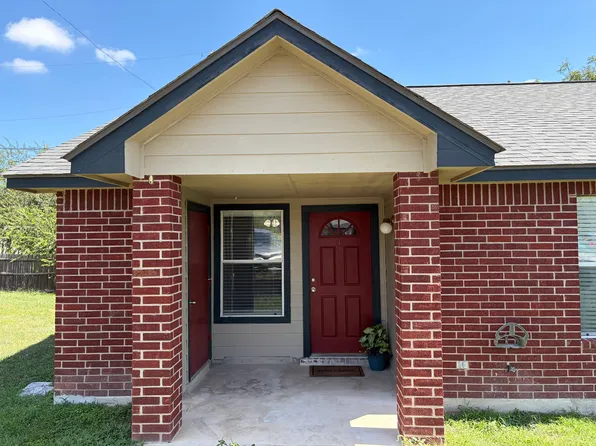 114 Bluebonnet Rd APT 1, La Vernia, TX 78121