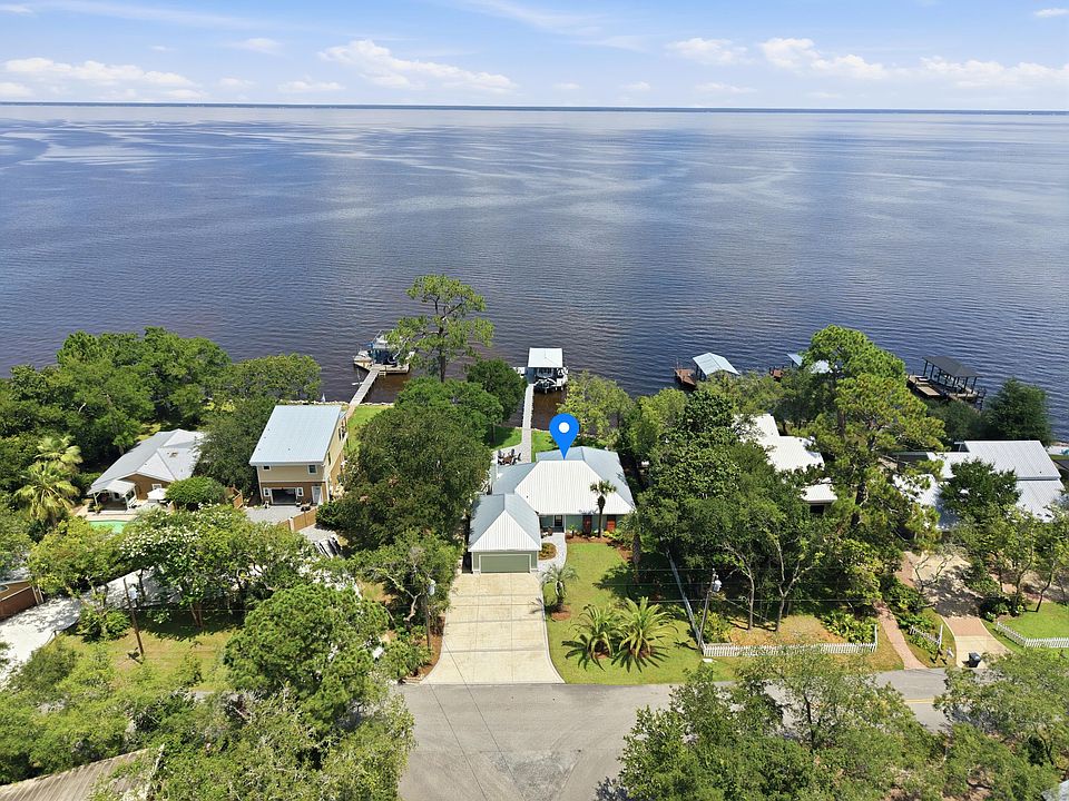 1st image of 231 Bay Circle Dr