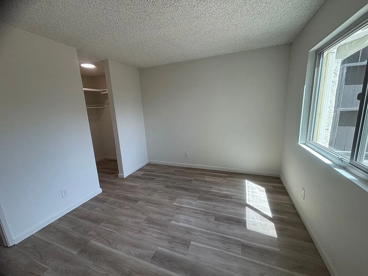 Building Photo - 312 Ellwood Beach Dr #44