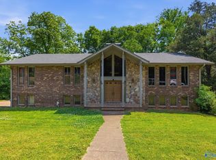 12021 Bell Mountain Dr SW, Huntsville, AL 35803