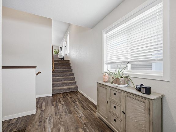 4th image of 709 1st Ave
