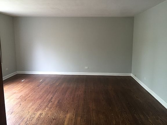 2nd image of 6140 N Damen Ave #2N