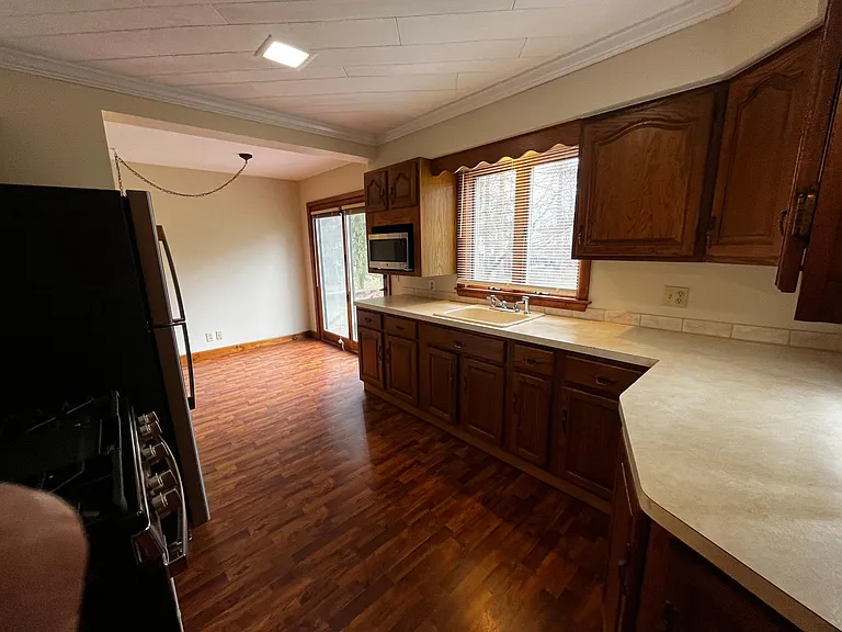 441 N Davis Rd — Photo 25