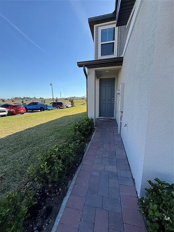 3 bed, 2.5 bath, 1452 sqft, $2,450 — Photo 2