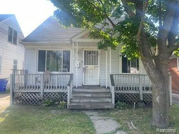 7401 Greenview Ave, Detroit, MI 48228