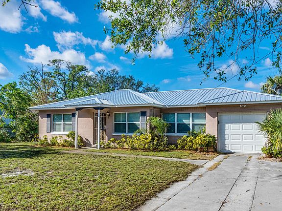 2nd image of 826 Orange Blossom Dr