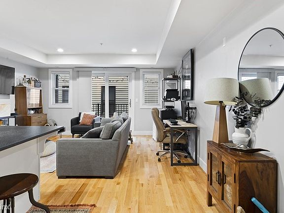 339 West Broadway #10 Boston (South Boston) Unit Photo 7