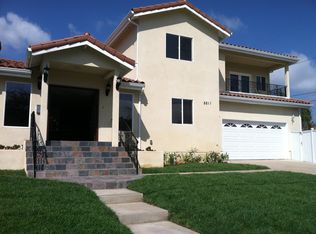 8811 Wiley Post Ave, Los Angeles, CA 90045