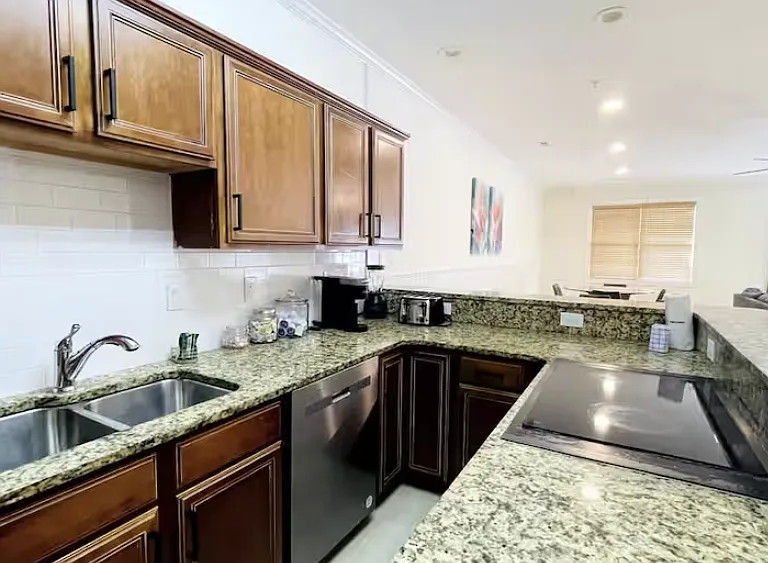 300 33rd Ave S #206 — Photo 8
