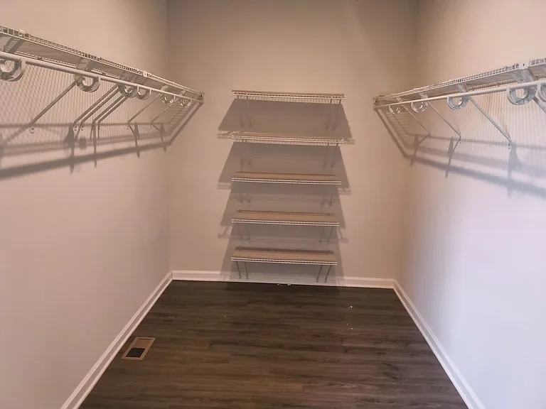 8129 Wistar Creek Mews #B — Photo 12