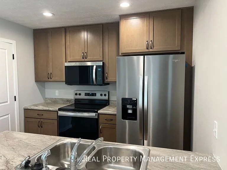 9666 W Tunis Dr — Photo 5