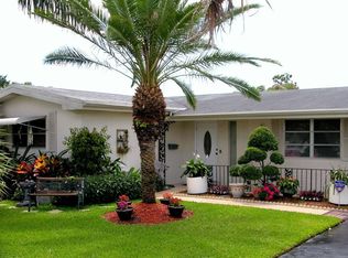 8110 NW 15th St, Pembroke Pines, FL 33024