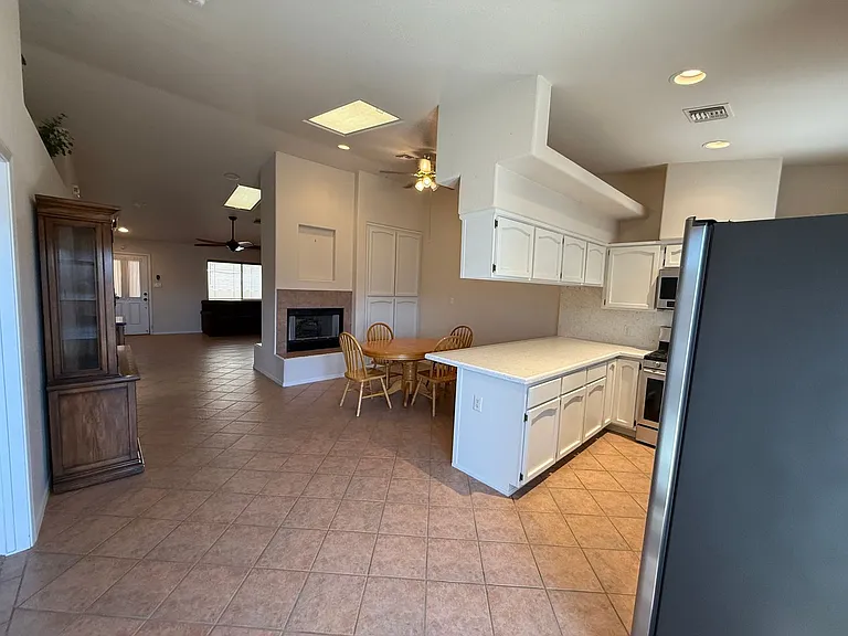 11367 S Kingman Ave — Photo 14