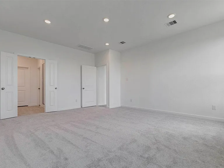 31715 Wild Meadow Dr — Photo 11