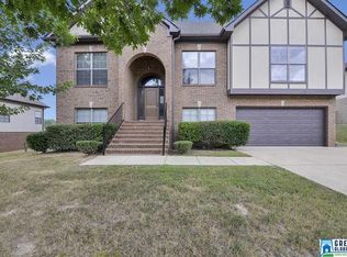 216 Parliament Pkwy, Maylene, AL 35114