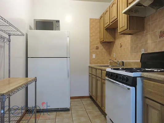 Rented by Rennit Inc. | media 55