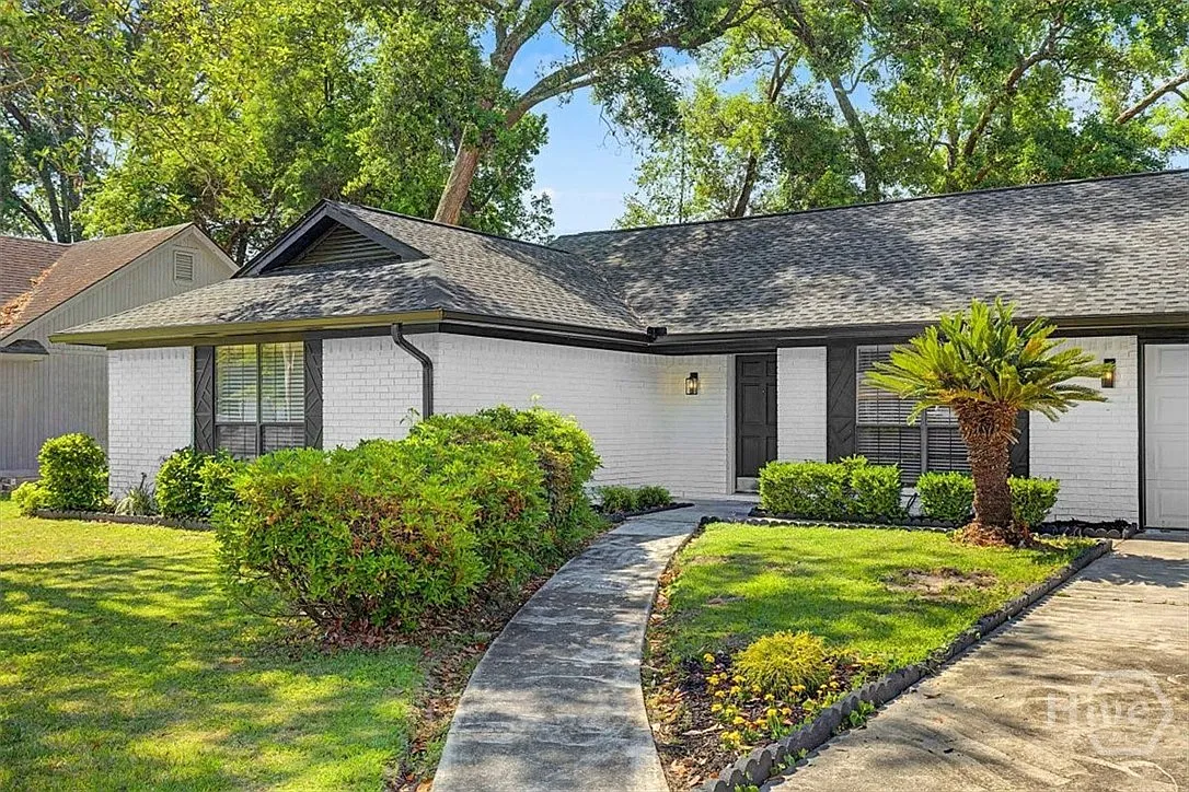 Building Photo - 13 N Nicholson Cir