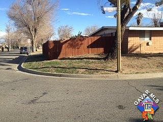4th image of 223 E Avenue J