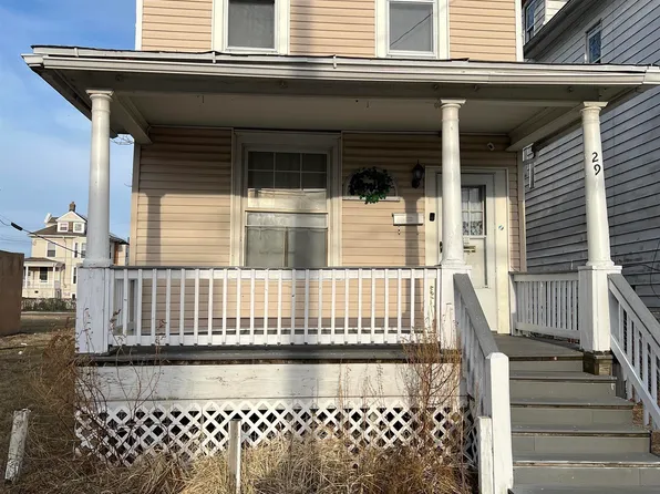 29 N Rhode Island Ave, Atlantic City, NJ 08401