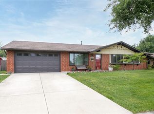 1026 Heathwood Dr, Englewood, OH