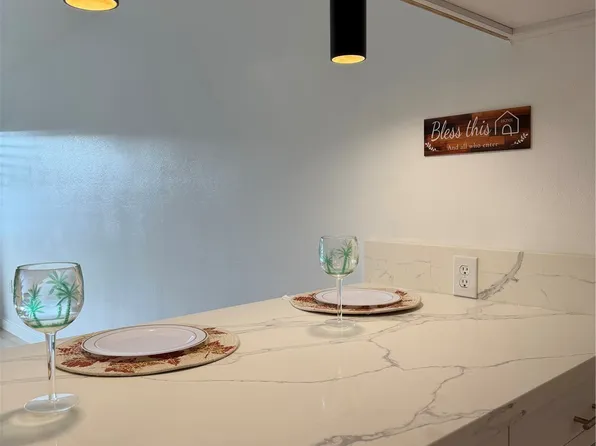 98-660 Moanalua Loop APT 190, Aiea, HI 96701