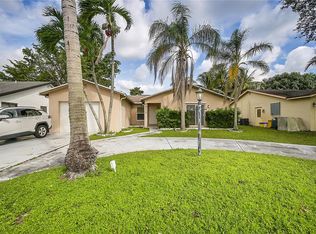 8971 SW 9th St, Boca Raton, FL 33433