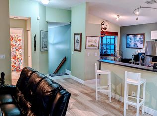 11916 NW 11th St, Pembroke Pines, FL 33026