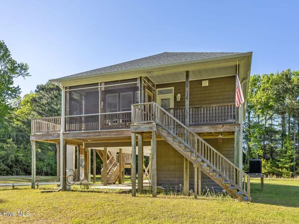 125 Neptune Lane, Beaufort, NC 28516