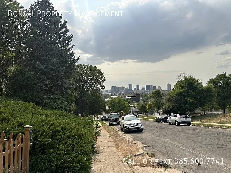 1050 E 400 S #3 — Photo 8