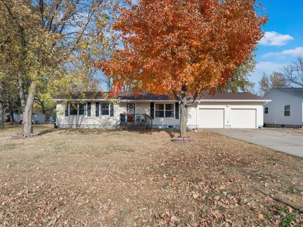 249 5th Ave NW, Hutchinson, MN 55350