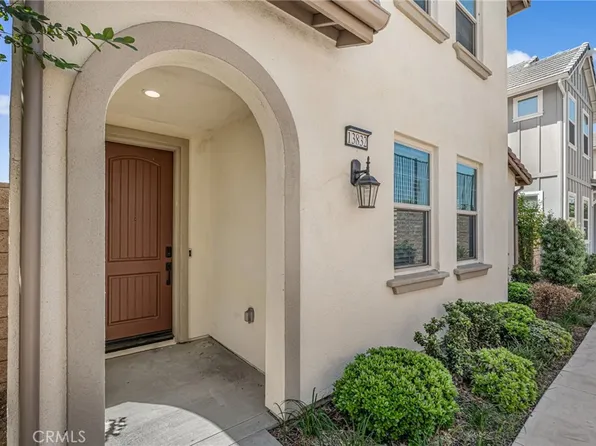 13832 Gazania Ln, Fontana, CA 92336