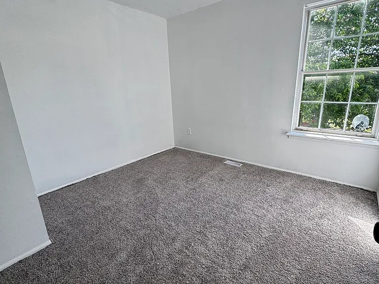 35 Farmhouse Rd — Photo 19