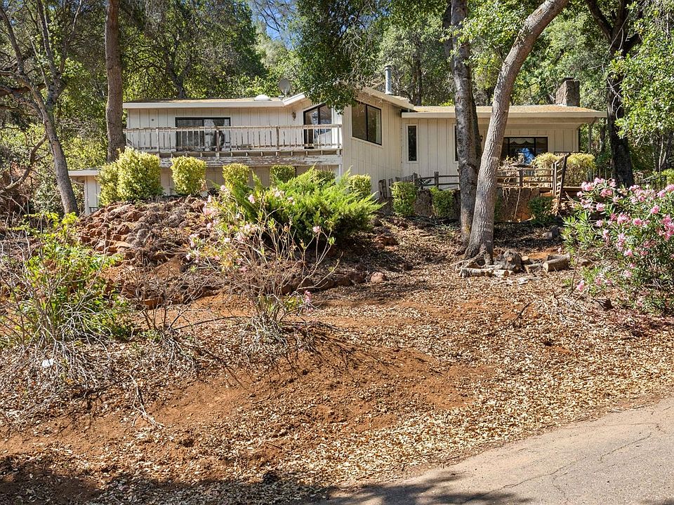 1st image of 3933 Westlake Dr