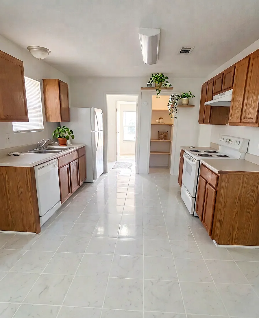 4 bed, 1920 sqft, $1,795 — Photo 3