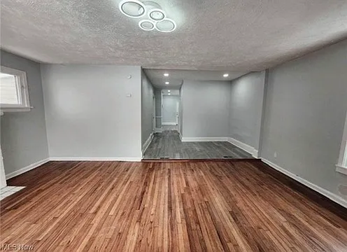 12405 Signet Ave — Photo 16