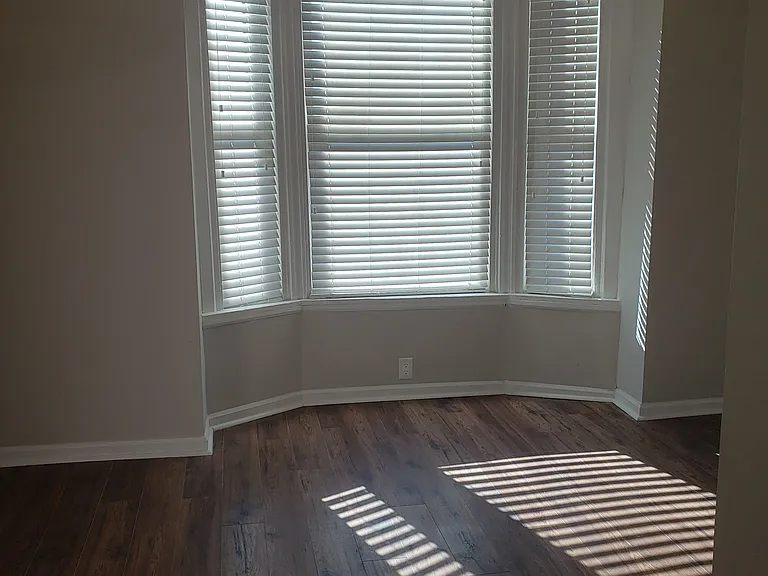 2342 S Grand Blvd #304 — Photo 10