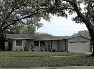 2025 Charter Oaks Dr, Clearwater, FL 33763