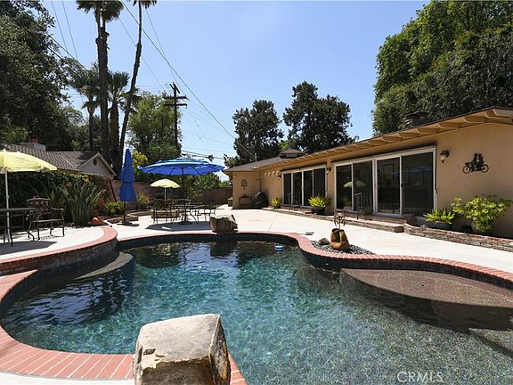 2nd image of 5382 Brighton Dr