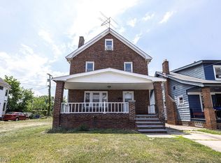 954 Royal Rd, Cleveland, OH 44110