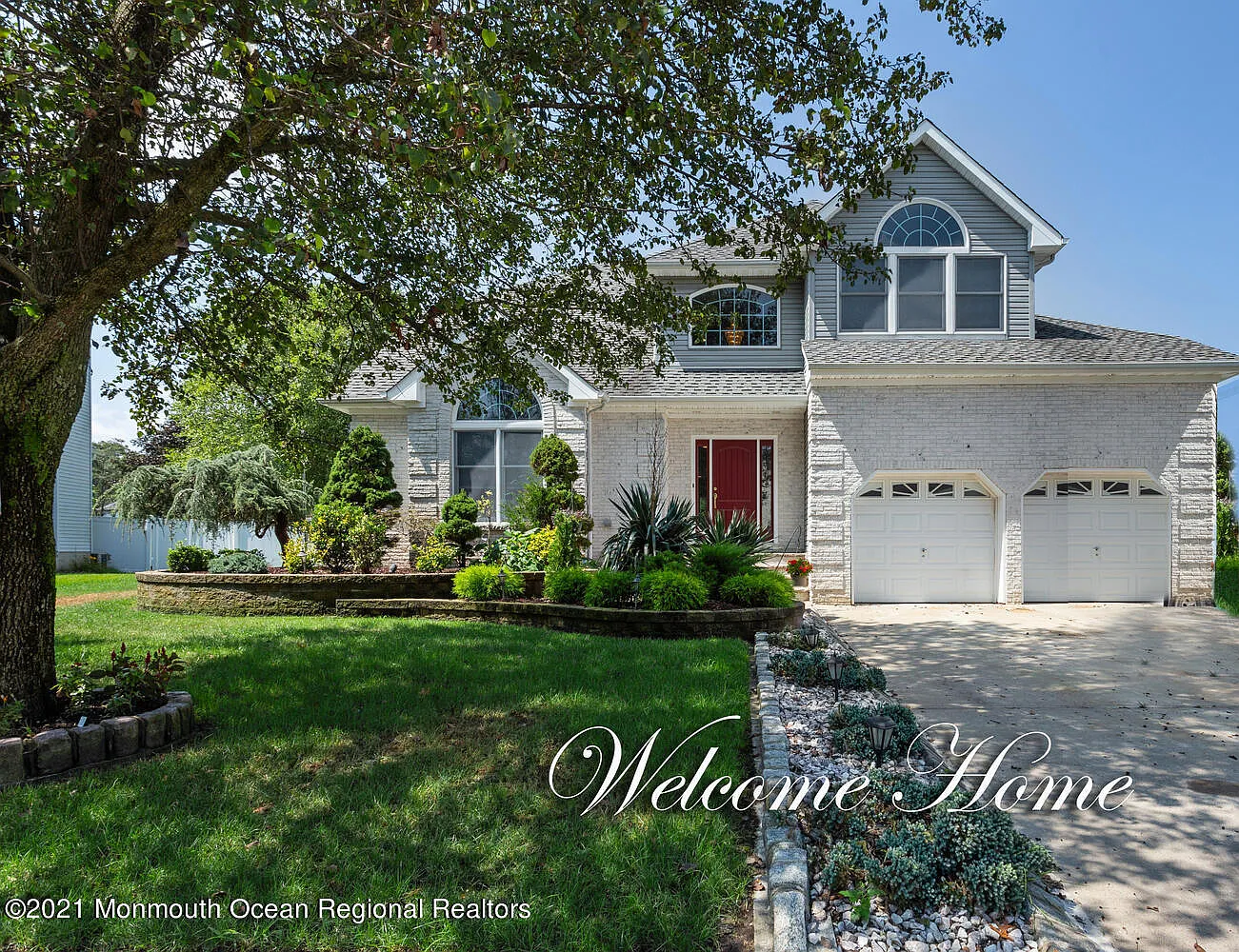 223 Crest Hill Road photo 1