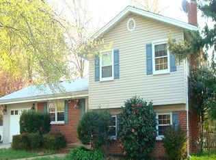 6429 Deepford St, Springfield, VA 22150