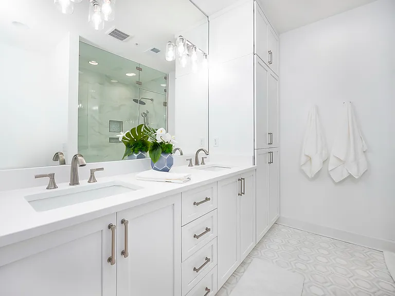 201 Windward Point Dr #201 — Photo 7