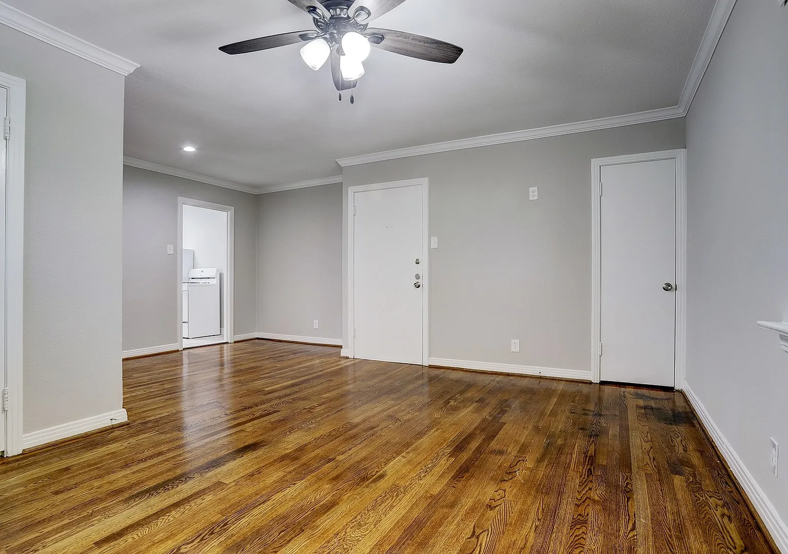 2316 Hazard — Photo 3