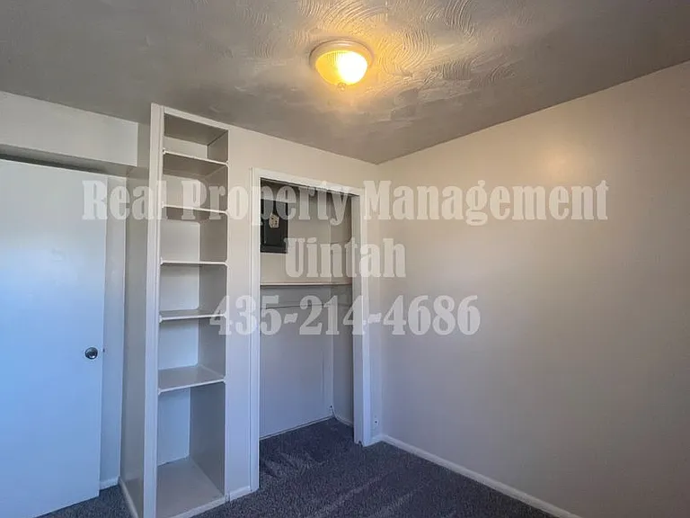 607 N 100 W — Photo 21