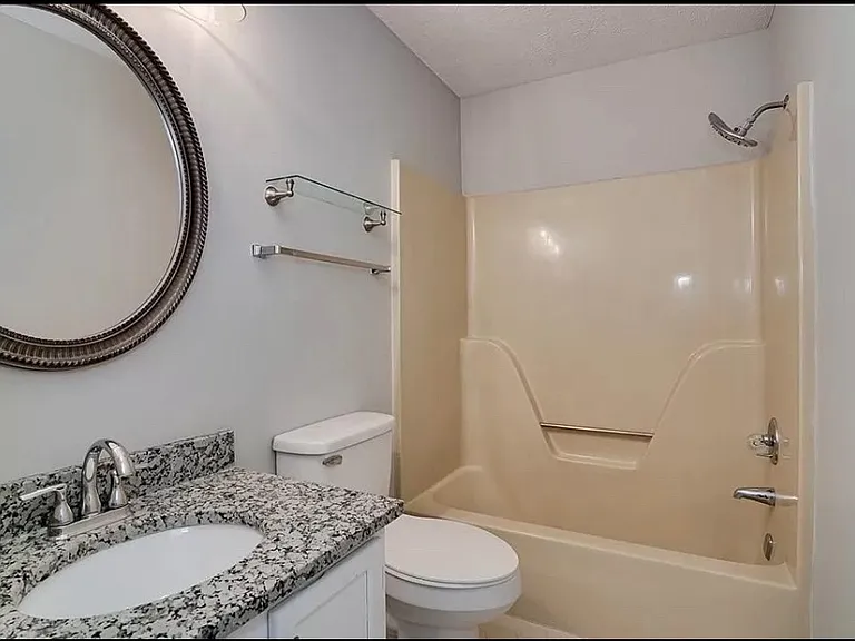 6 Fowkewood Ct — Photo 11